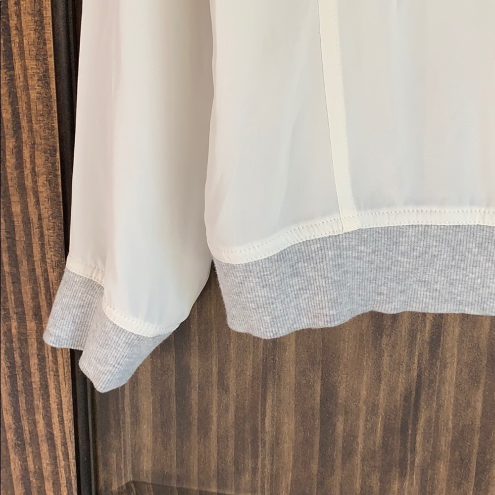 Blouse - Picture 4 of 4